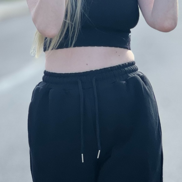 Woman, jogger, pant, brand, new, no tag - Picture 5 of 8